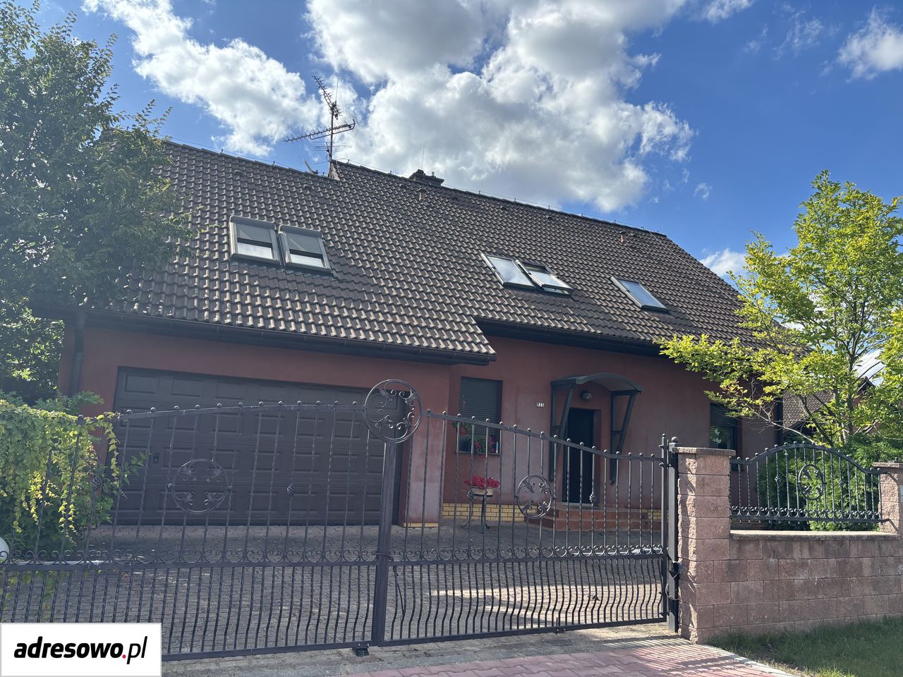dom wolnostojący, 5 pokoi Pyskowice, ul. Stefana Batorego. Zdjęcie 1