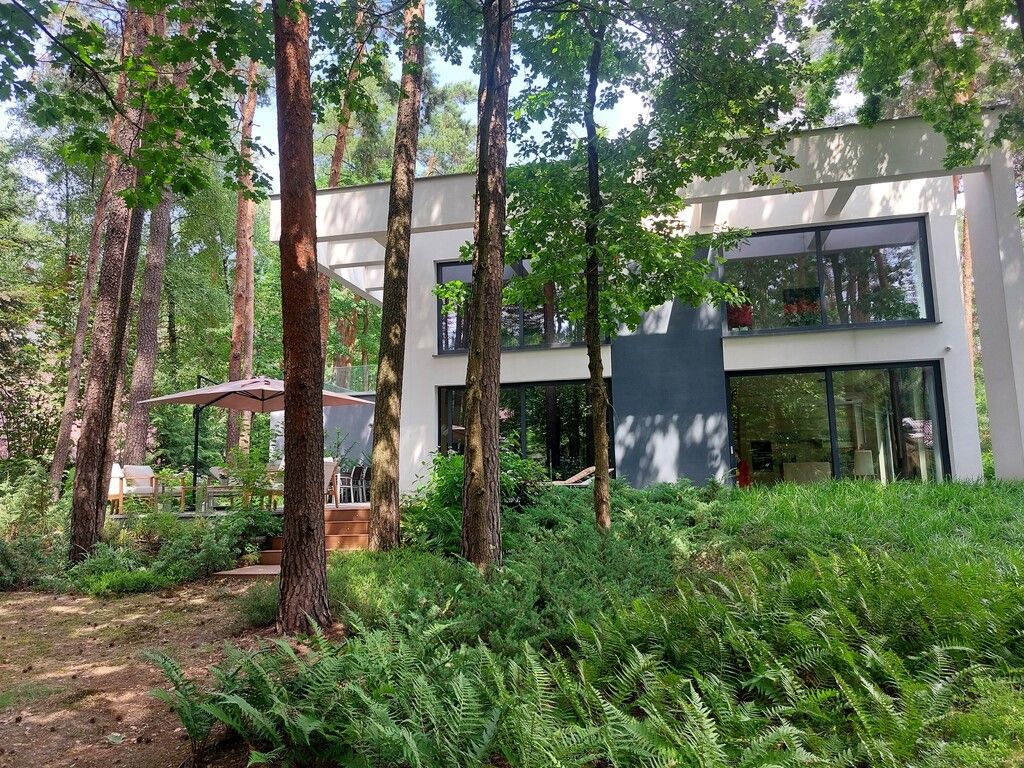 dom wolnostojący, 5 pokoi Magdalenka, ul. Paprociowa. Zdjęcie 10