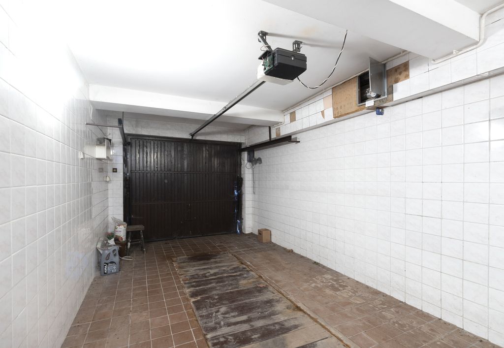 dom wolnostojący, 7 pokoi Hornówek, ul. Wesoła. Zdjęcie 25