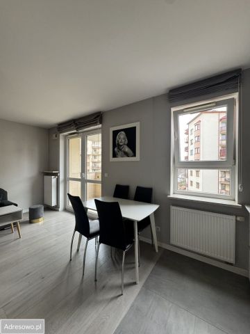 Mieszkanie 1-pokojowe Warszawa Skorosze, ul. Dzieci Warszawy. Zdjęcie 1