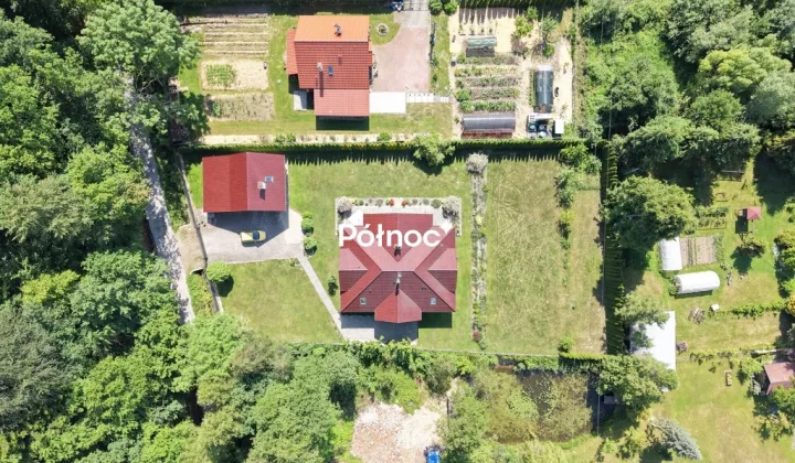 dom wolnostojący, 9 pokoi Osieczany