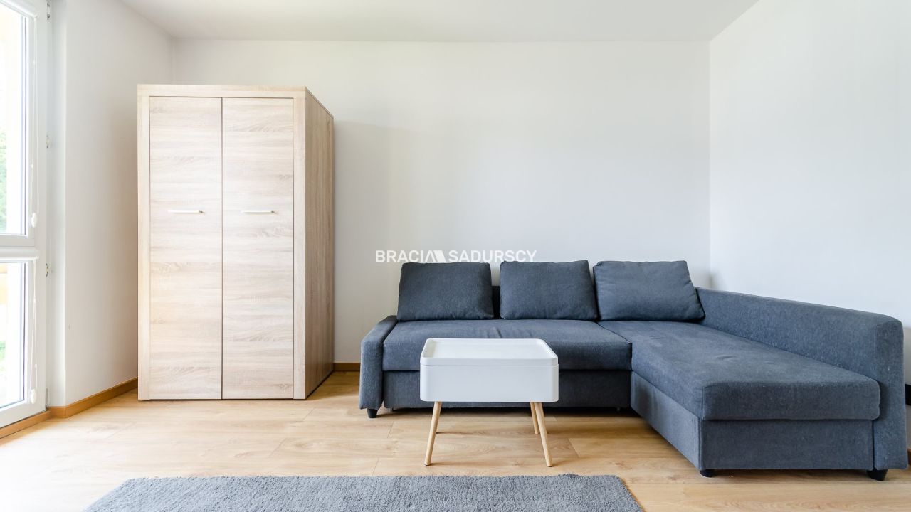 Mieszkanie 3-pokojowe Kraków Mistrzejowice, os. Piastów. Zdjęcie 4
