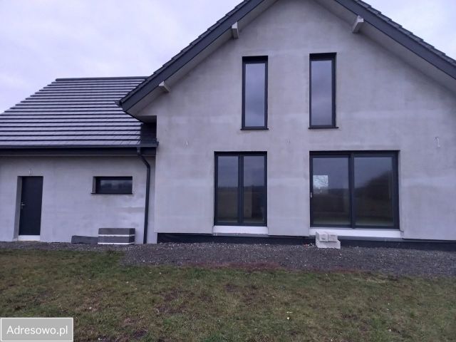 dom wolnostojący, 5 pokoi Łaziska. Zdjęcie 1