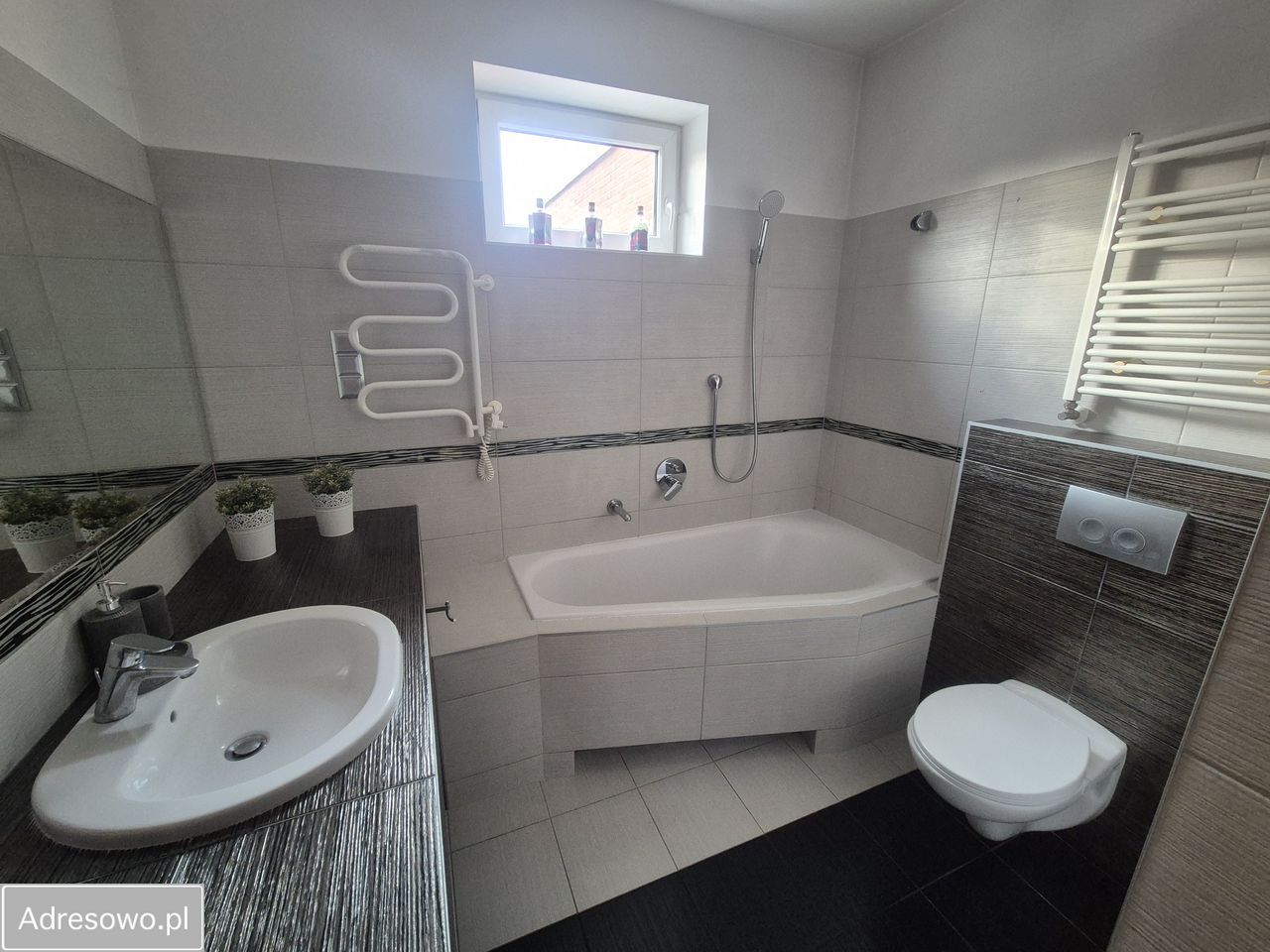 Mieszkanie 2-pokojowe Kielanówka. Zdjęcie 2