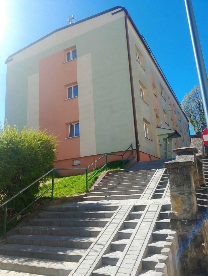 Mieszkanie 2-pokojowe Gorlice, ul. Niepodległości. Zdjęcie 1