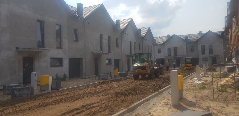 dom szeregowy Warszawa Wawer, ul. Zwoleńska. Zdjęcie 3