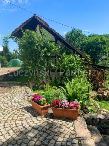 dom wolnostojący, 10 pokoi Dębowy Gaj. Zdjęcie 5