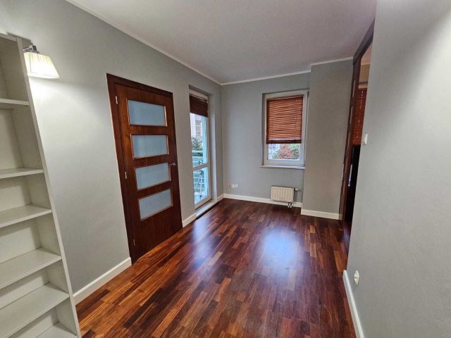 Mieszkanie 3-pokojowe Warszawa Mokotów, ul. Władysława Sikorskiego. Zdjęcie 1