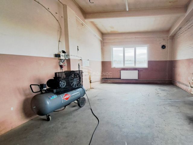 Hala/magazyn Olsztynek, ul. Mrongowiusza. Zdjęcie 14