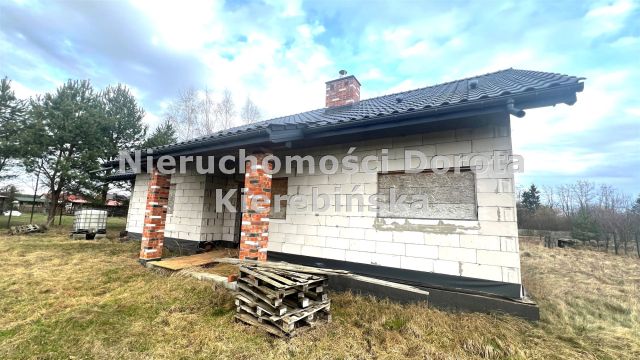 dom wolnostojący, 4 pokoje Swolszewice Duże, ul. Grafitowa. Zdjęcie 1