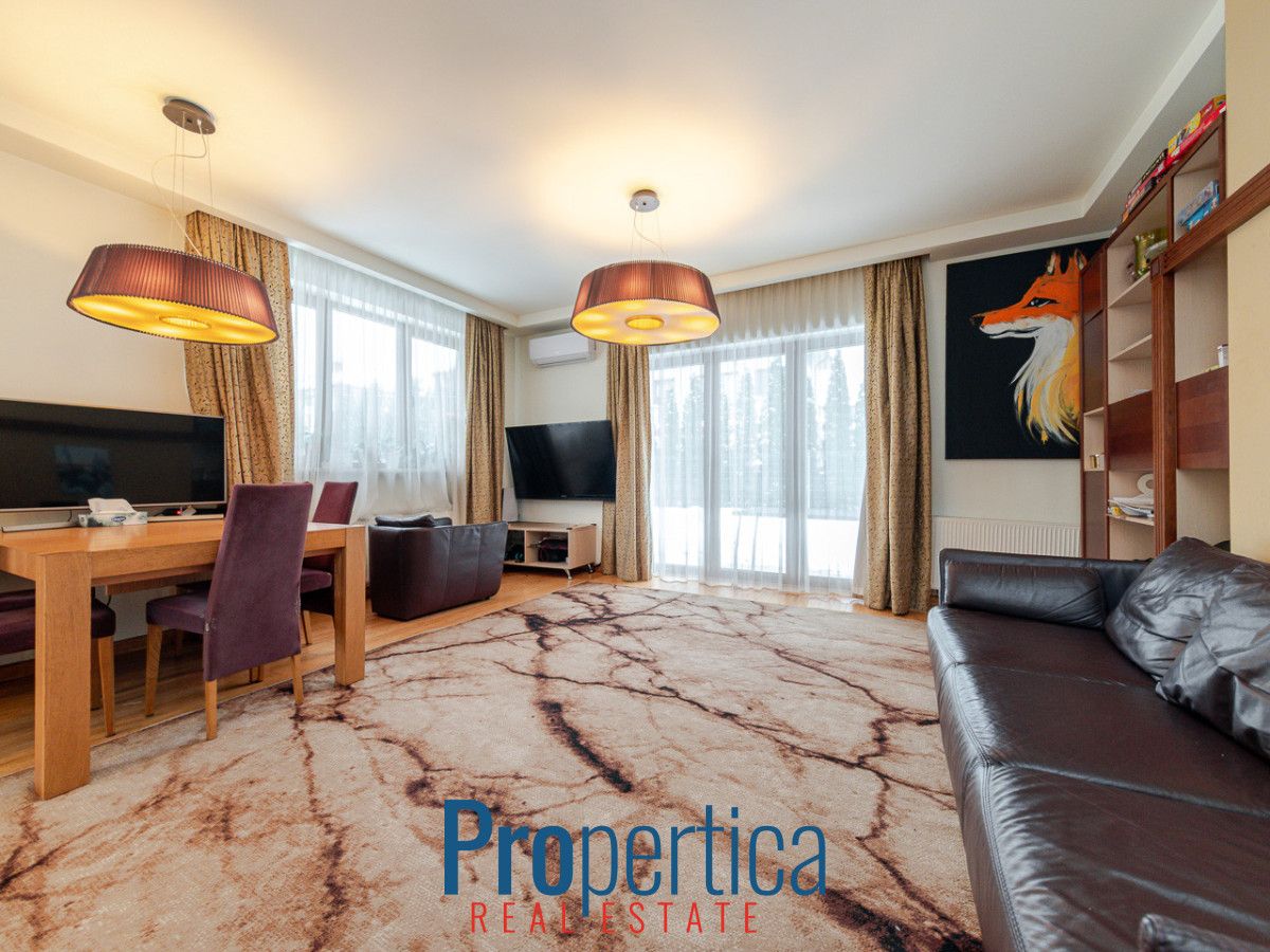 bliźniak, 7 pokoi Warszawa Wawer, ul. Liliowa. Zdjęcie 1