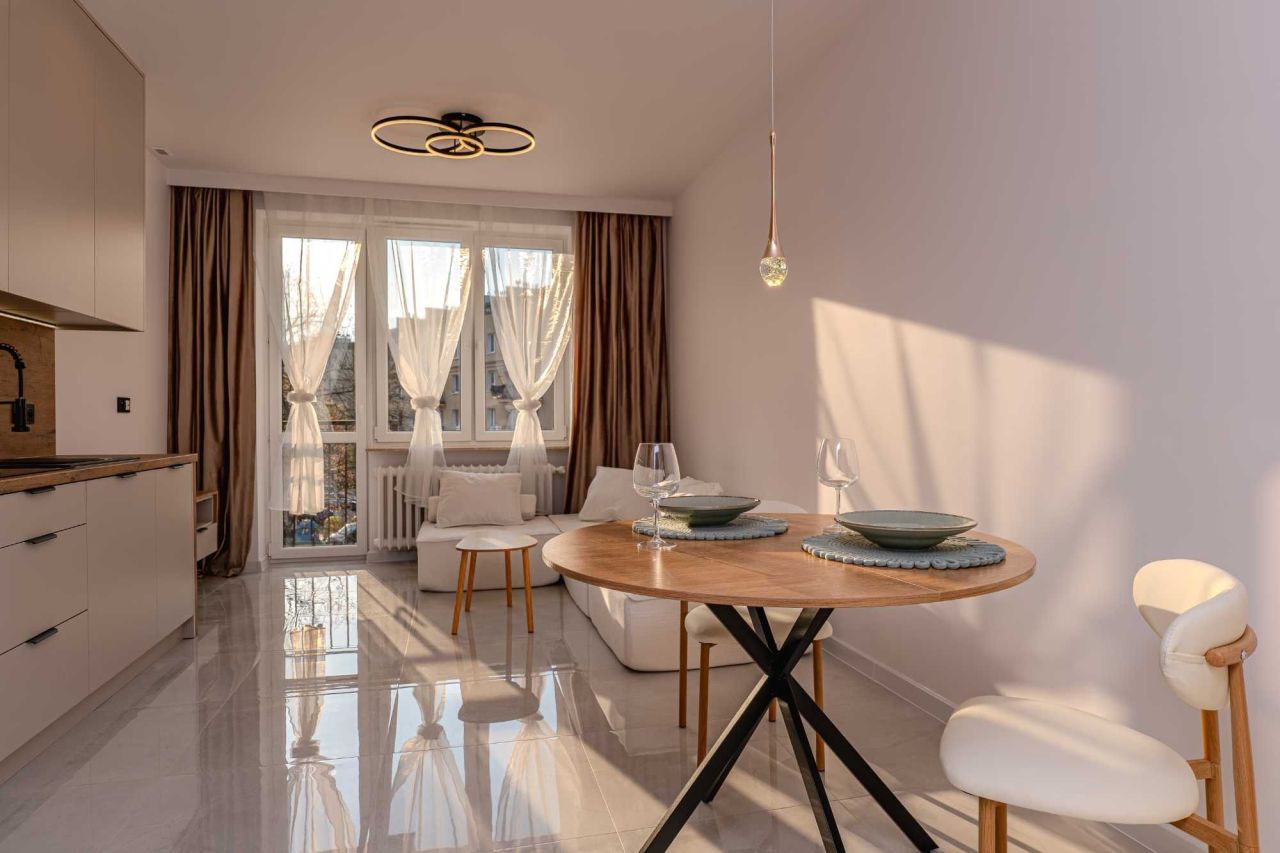 Mieszkanie 3-pokojowe Częstochowa Raków, ul. Kuncewiczowej. Zdjęcie 1