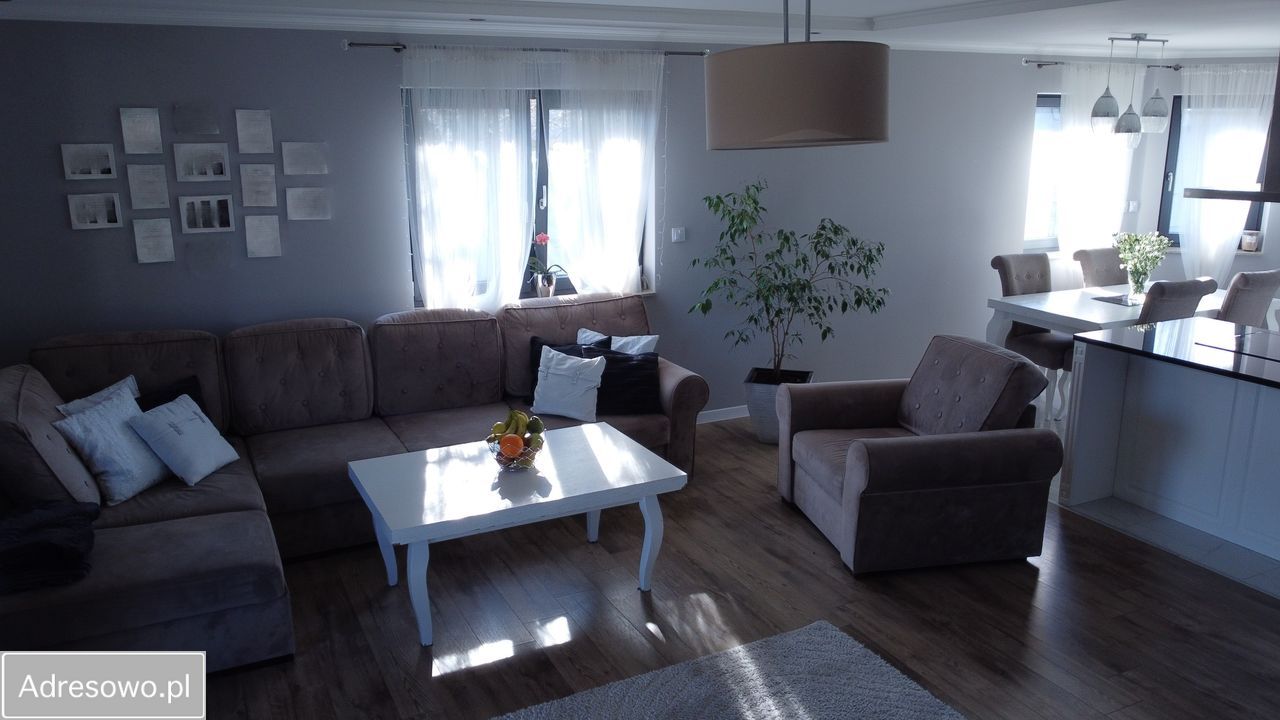 dom wolnostojący, 4 pokoje Grębanin
