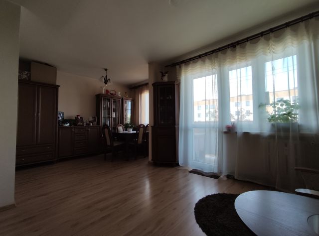 Mieszkanie 3-pokojowe Ostrowiec Świętokrzyski Rosochy, os. Rosochy. Zdjęcie 1