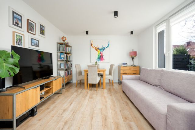 dom wolnostojący, 3 pokoje Łódź Stare Złotno, ul. Garnizonowa. Zdjęcie 3