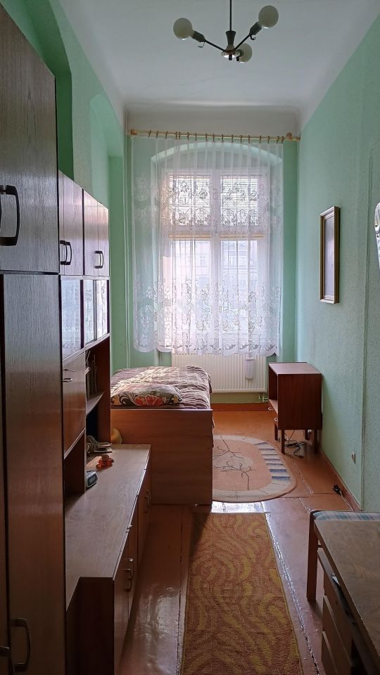 kamienica, 8 pokoi Leszno Centrum, rynek Rynek. Zdjęcie 5