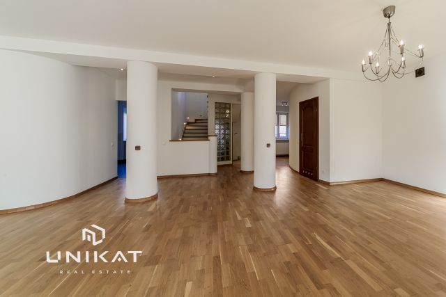 dom szeregowy, 9 pokoi Warszawa Bielany, ul. Hajoty. Zdjęcie 4