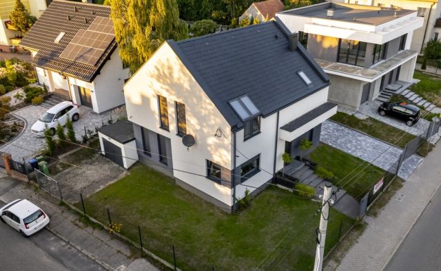 dom wolnostojący, 4 pokoje Kalisz, ul. Żwirki i Wigury. Zdjęcie 1