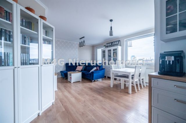 Mieszkanie 3-pokojowe Gdynia Redłowo. Zdjęcie 2