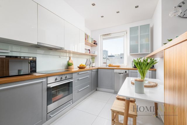 Mieszkanie 3-pokojowe Warszawa Wola, ul. św. Stanisława. Zdjęcie 1