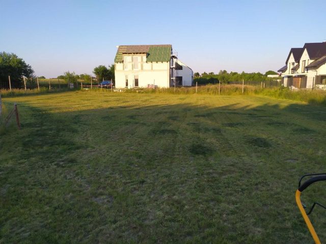 Działka inwestycyjna Mosty. Zdjęcie 1