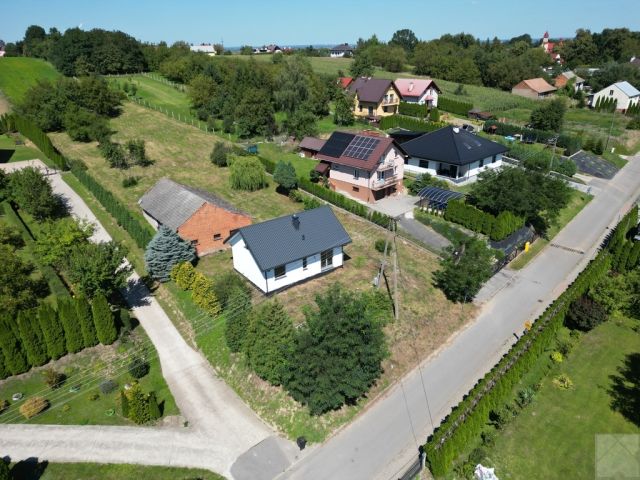 dom wolnostojący, 5 pokoi Trójczyce. Zdjęcie 14