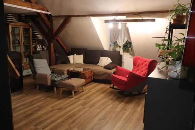 Mieszkanie 4-pokojowe Żagań, ul. Żarska. Zdjęcie 2