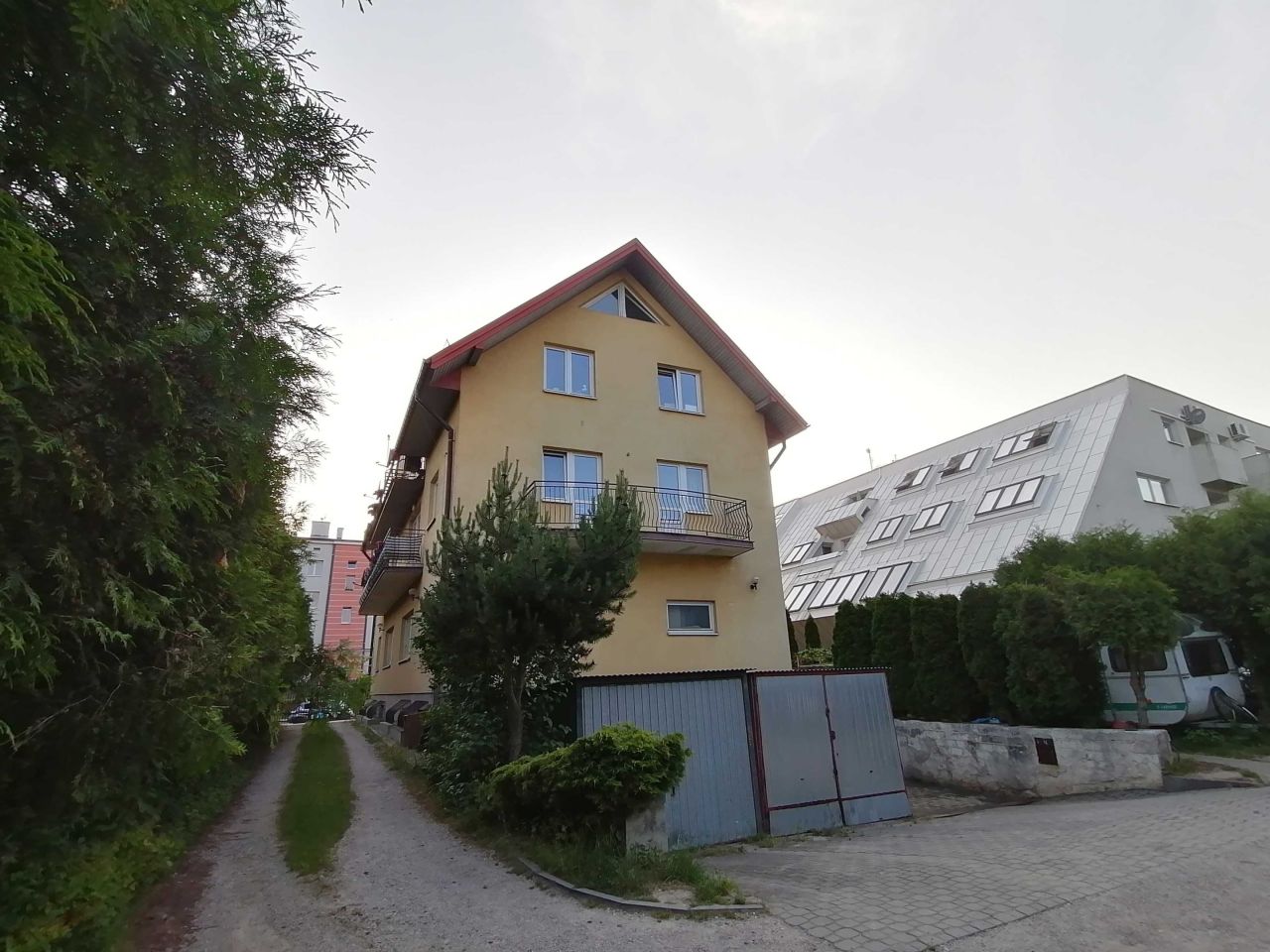 dom wolnostojący Kielce Centrum, ul. Stefana Okrzei. Zdjęcie 8