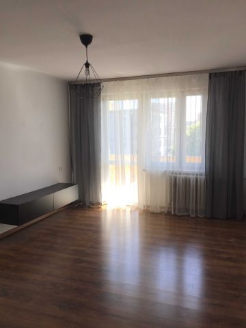 Mieszkanie 2-pokojowe Tarnów Śródmieście, ul. Kazimierza Pułaskiego. Zdjęcie 1