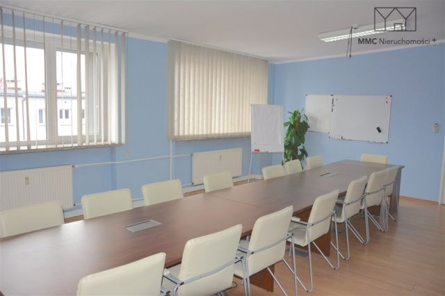 Lokal Chorzów Batory, pl. Stefana Batorego. Zdjęcie 11