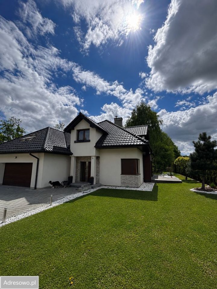dom wolnostojący, 10 pokoi Czechowice-Dziedzice, ul. Słowicza. Zdjęcie 1