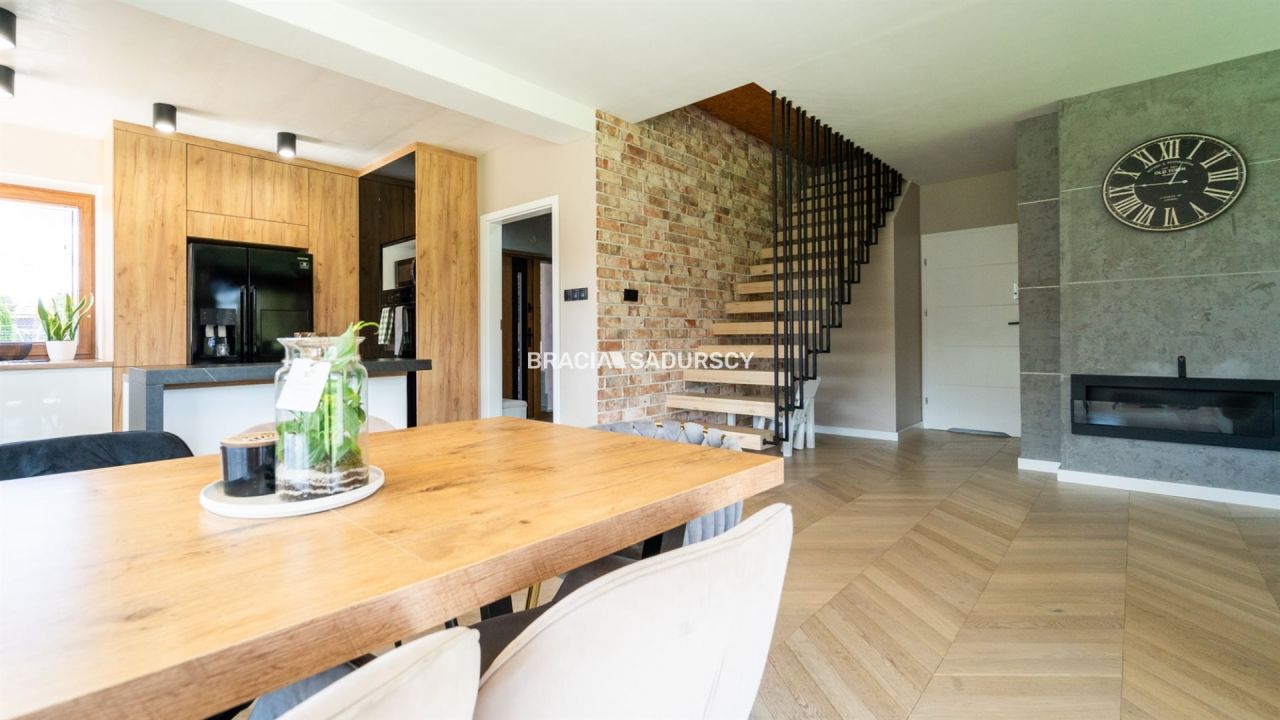 dom wolnostojący, 5 pokoi Marcyporęba, ul. Spacerowa. Zdjęcie 30