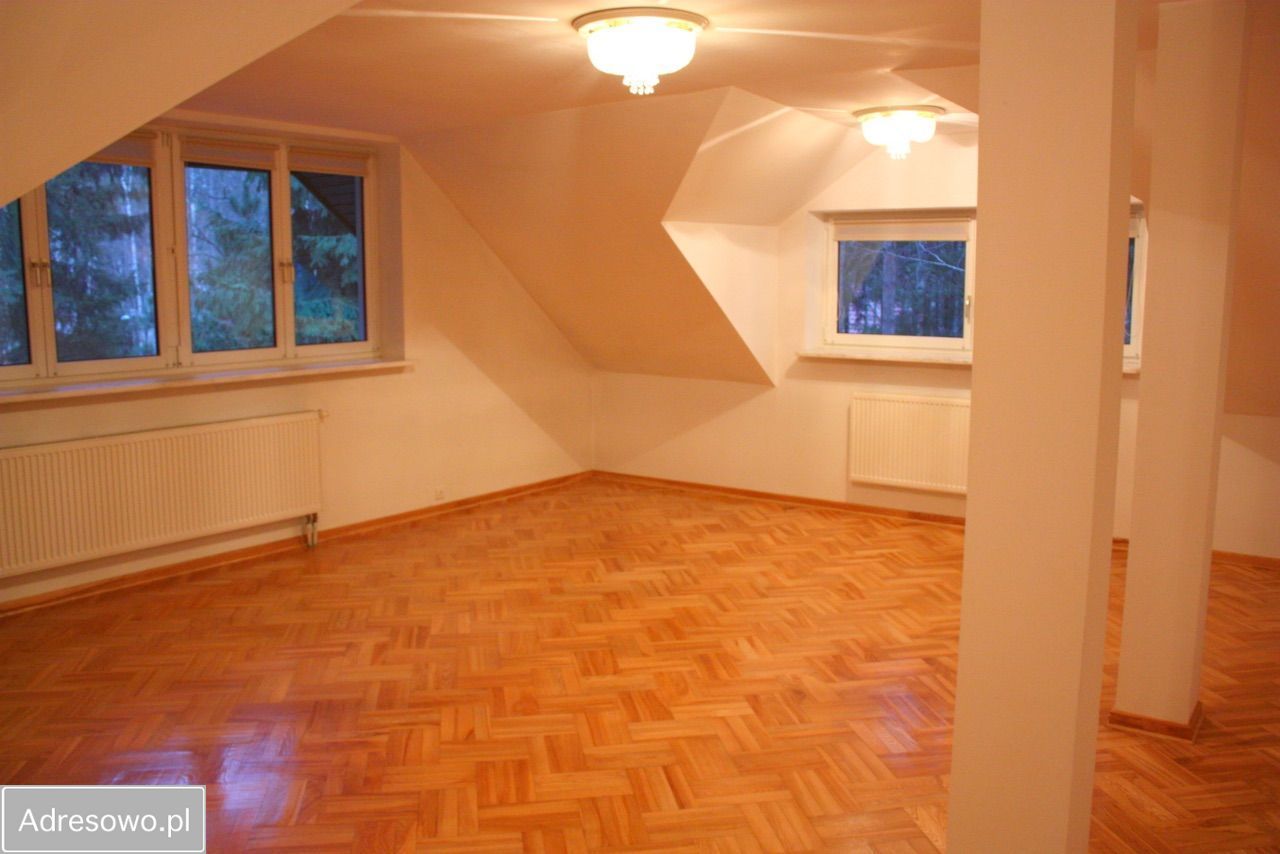 dom wolnostojący, 7 pokoi Łomianki, ul. Modrzewiowa. Zdjęcie 12