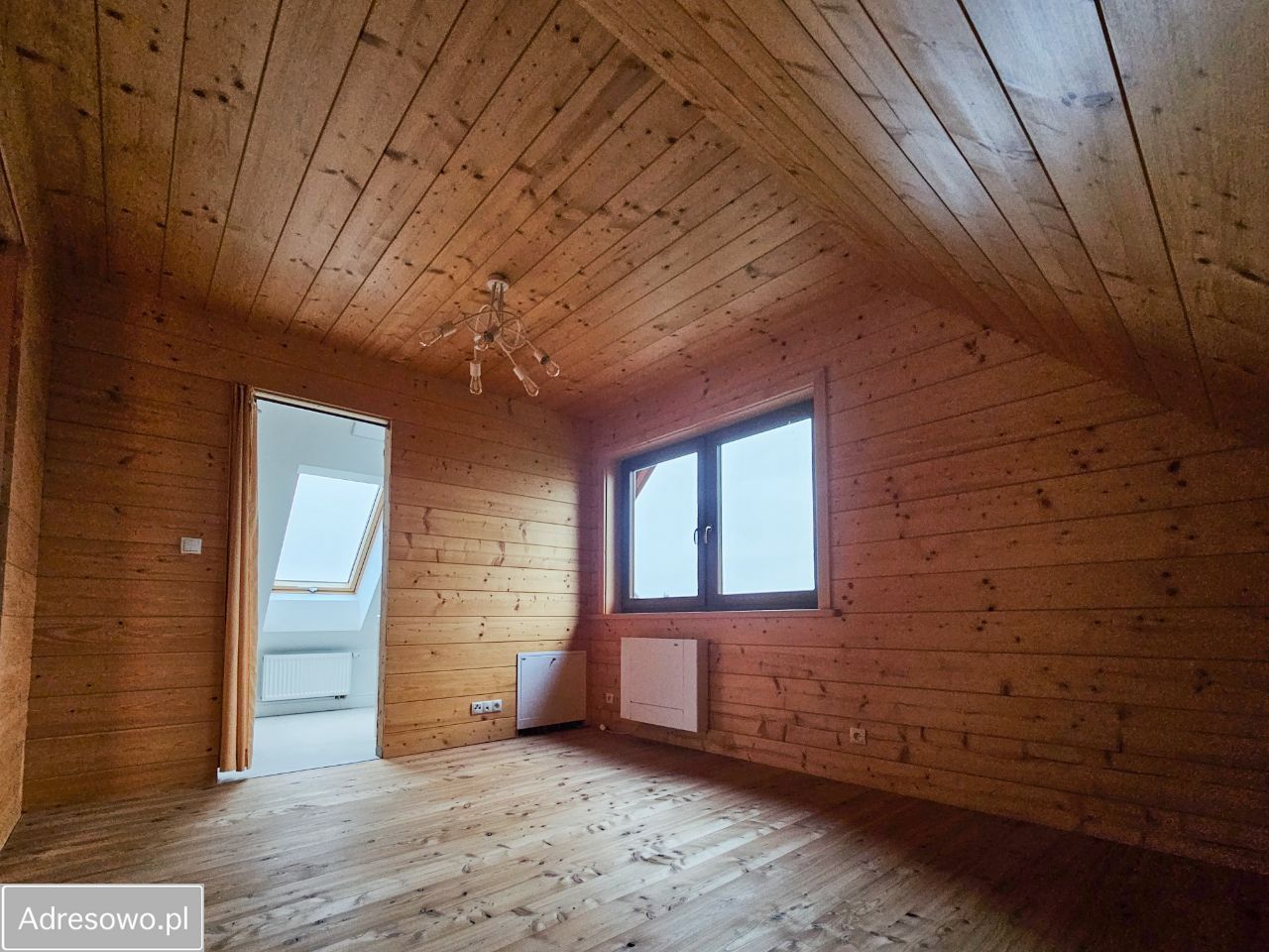 dom wolnostojący, 5 pokoi Ostrów. Zdjęcie 12