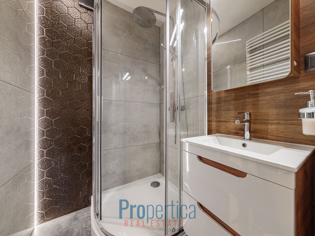 dom wolnostojący, 4 pokoje Leoncin, ul. Spokojna. Zdjęcie 19