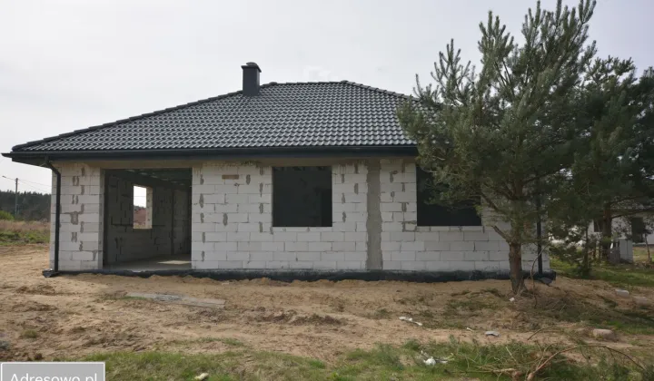 dom wolnostojący, 4 pokoje Raszowa