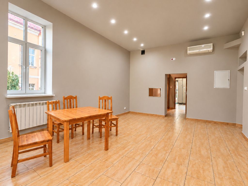 Mieszkanie 6-pokojowe Rzeszów Śródmieście, pl. Ofiar Getta. Zdjęcie 1