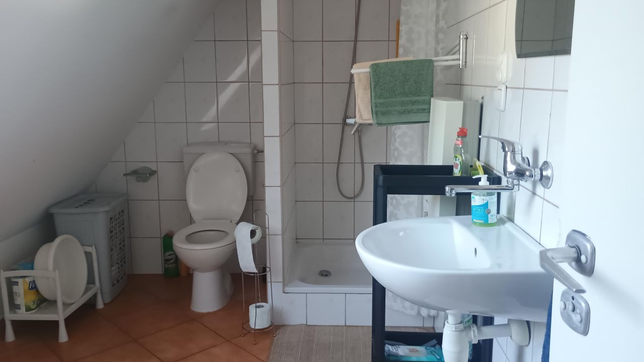 bliźniak, 7 pokoi Jasień. Zdjęcie 15
