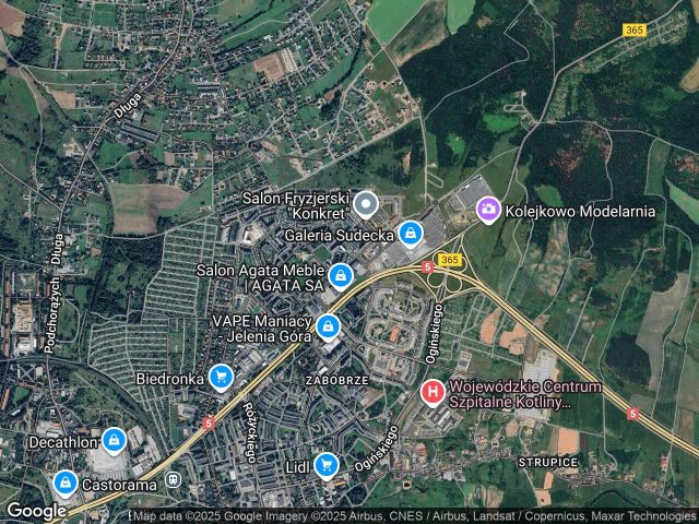 Mieszkanie 4-pokojowe Jelenia Góra Zabobrze, ul. Tadeusza Sygietyńskiego. Zdjęcie 1