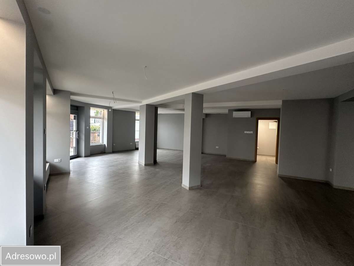 Lokal Starachowice Centrum, ul. Niska. Zdjęcie 9