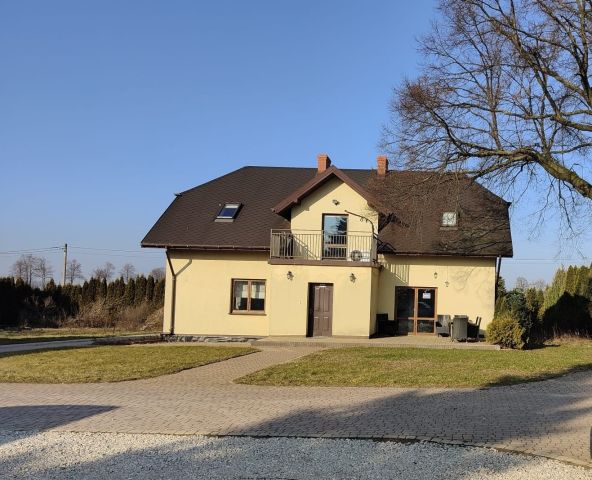 dom wolnostojący, 6 pokoi Brochocin. Zdjęcie 1