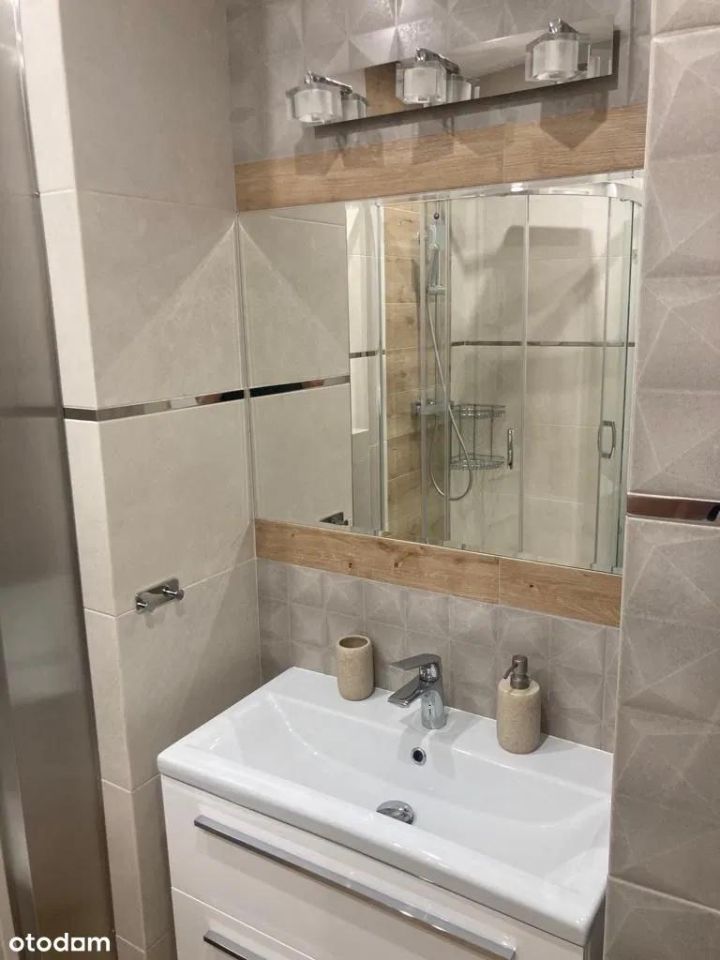 Mieszkanie 2-pokojowe Bielsko-Biała Śródmieście, ul. Romana Dmowskiego. Zdjęcie 6