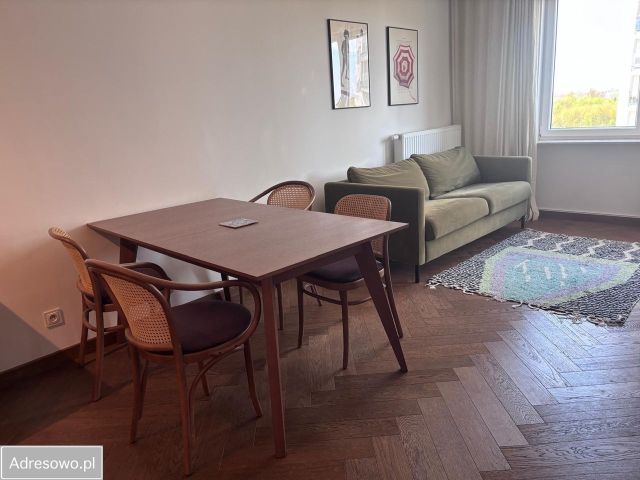 Mieszkanie 2-pokojowe Poznań Dębiec, ul. 28 Czerwca 1956 r.. Zdjęcie 1