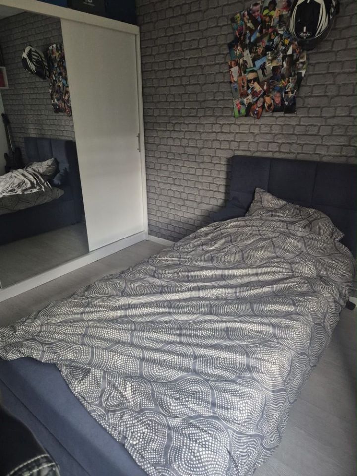 Mieszkanie 3-pokojowe Wawrów. Zdjęcie 5
