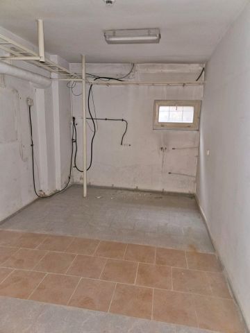 Lokal Jelenia Góra Zabobrze, ul. Krzysztofa Komedy-Trzcińskiego. Zdjęcie 4