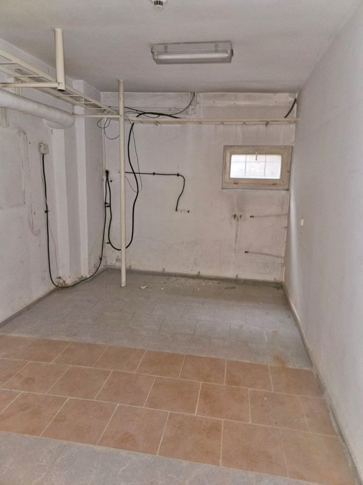 Lokal Jelenia Góra Zabobrze, ul. Krzysztofa Komedy-Trzcińskiego. Zdjęcie 4