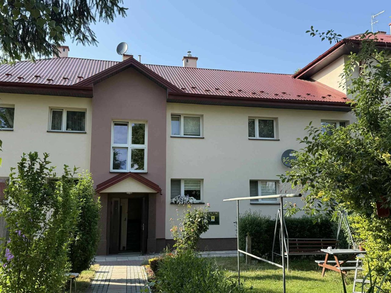 Mieszkanie 3-pokojowe Niedomice Osiedle, Niedomice Osiedle A. Zdjęcie 1
