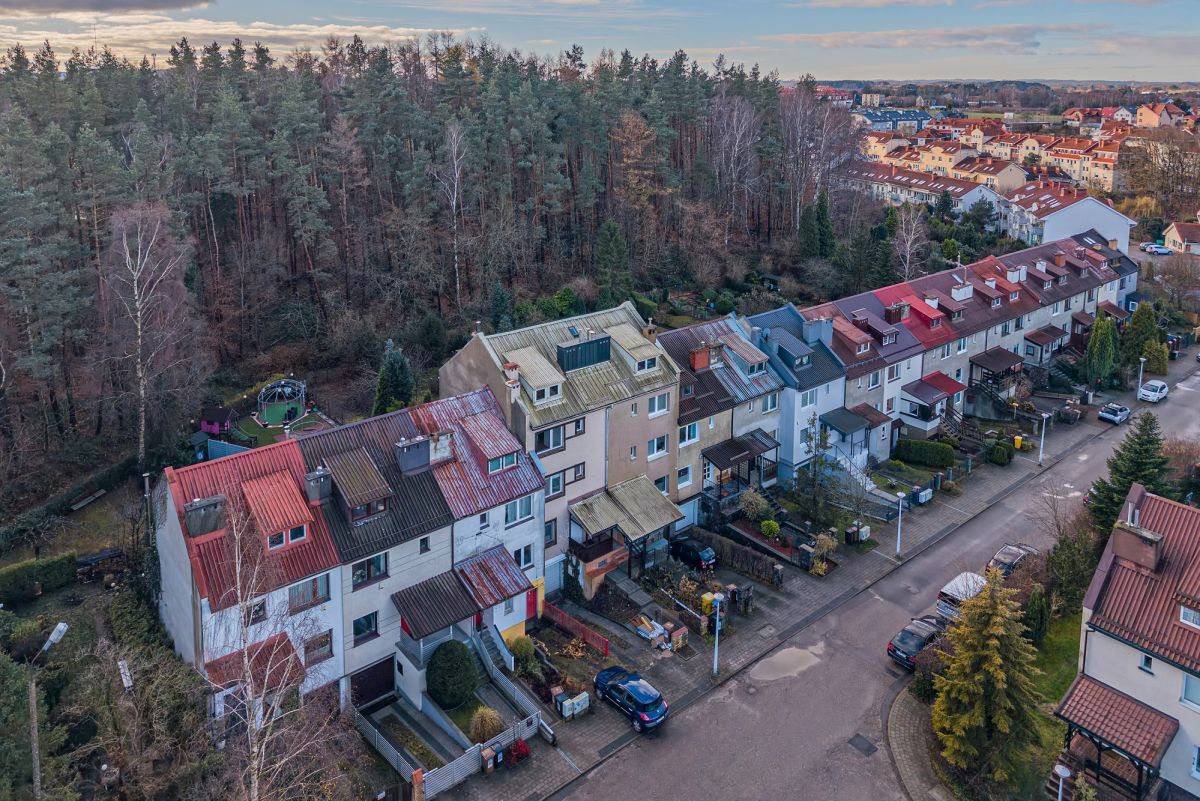 dom szeregowy, 6 pokoi Gdynia, ul. Franciszka Sokoła. Zdjęcie 2