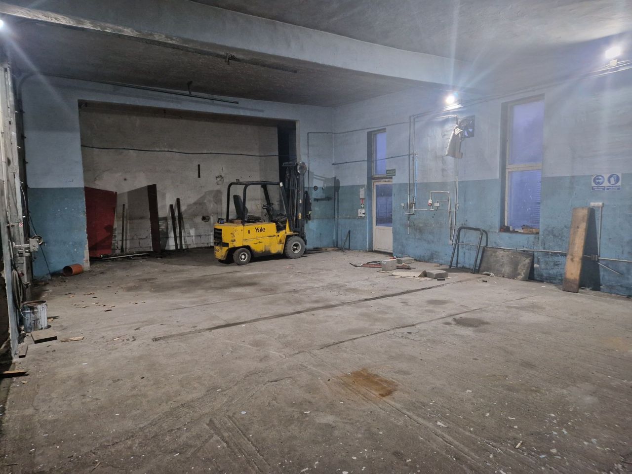 Hala/magazyn Warpalice. Zdjęcie 5