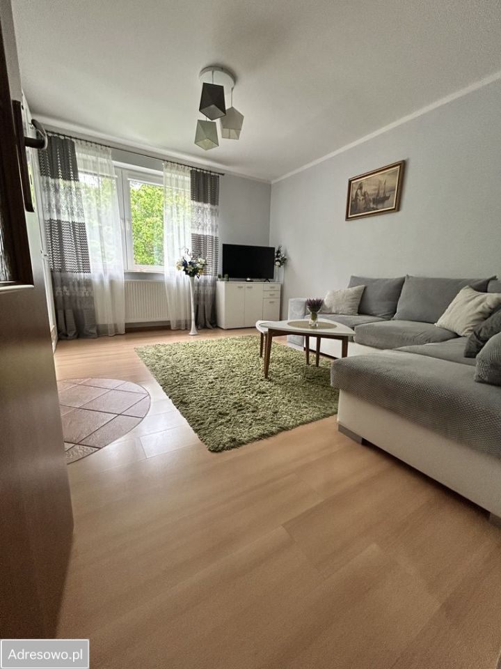 Mieszkanie 3-pokojowe Okartowo-Tartak. Zdjęcie 9